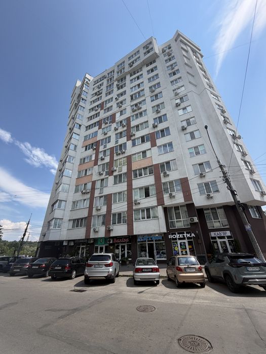 Продаж повноціної 2к квартирі з новим ремонтом