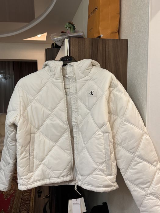 Куртка Calvin Klein S (весна,осінь)