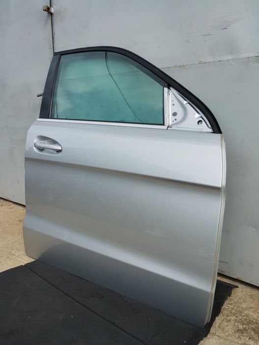 Drzwi przednie prawe Mercedes ml w166 x166 c775 idealne w kolor