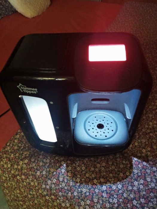 TOMMEE TIPPEE preparador de biberao como novo
