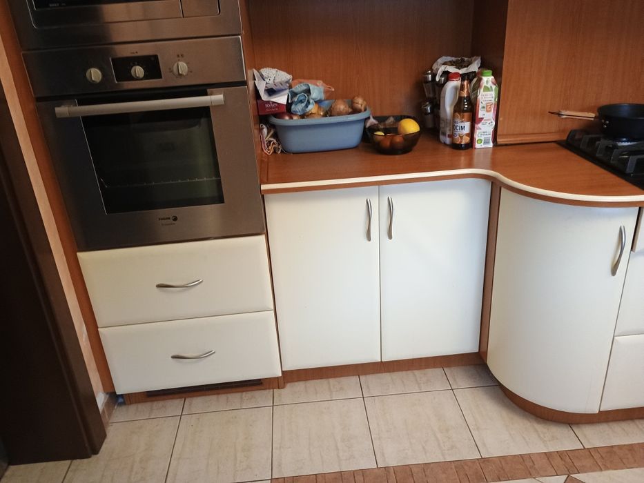 Meble kuchenne oddam