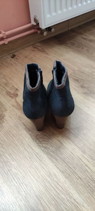 Sprzedam buty damskie