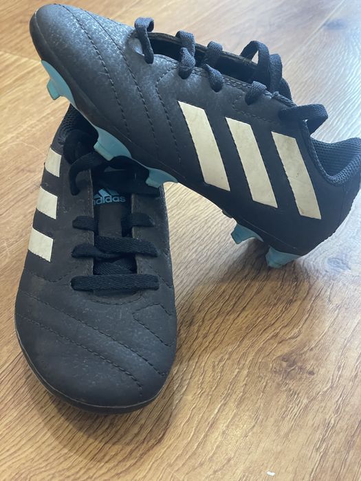 Бутси adidas.