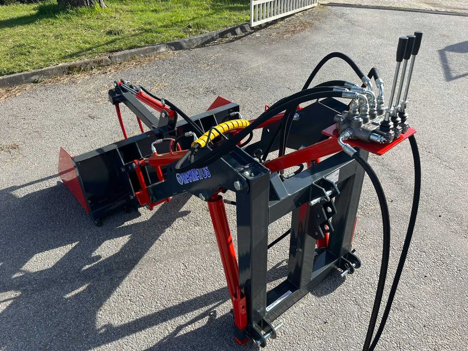 Carregador traseiro c/ Grifa p/ trator NOVO