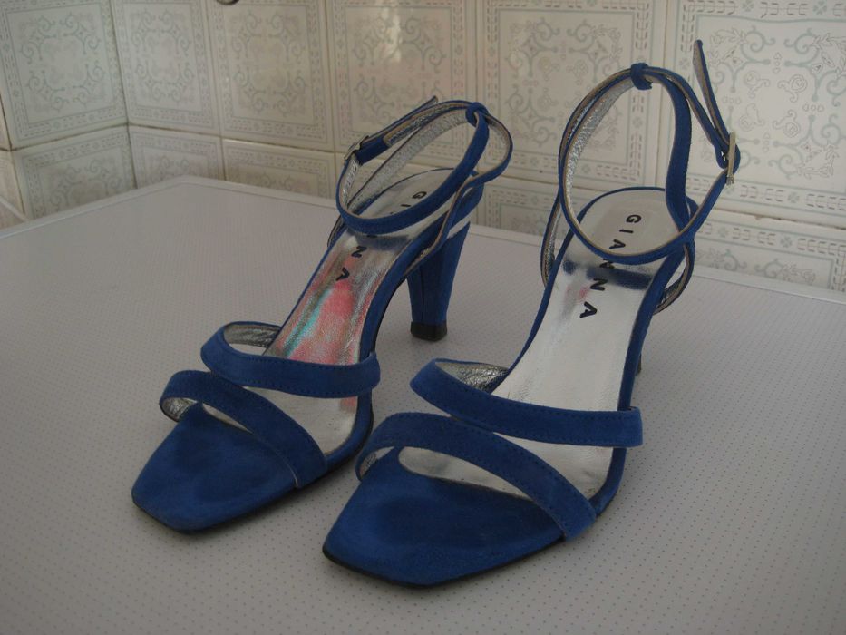 Sandálias de senhora tamanho 36