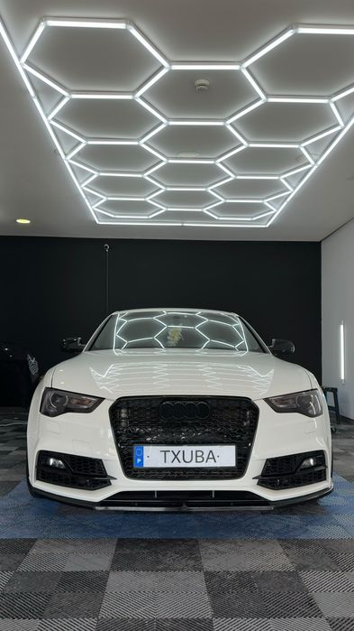AUDI A5 2.0 TDI 177CV  Impecável