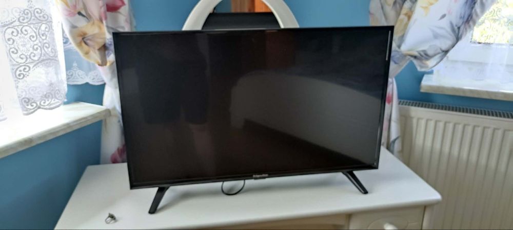 Telewizor LED Kruger&Matz KM0232T – 32", sprawny