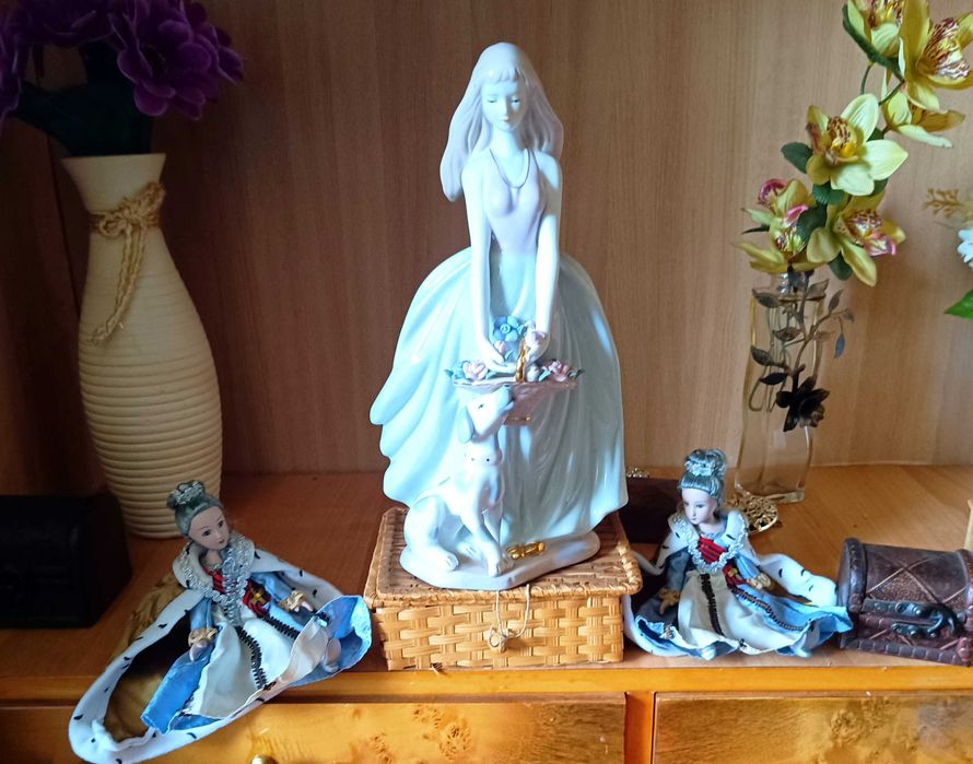 Laleczka porcelana