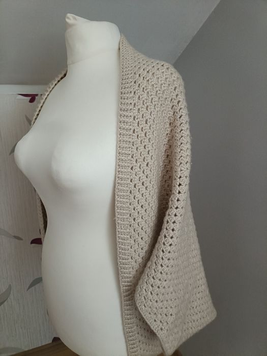 Sweter typu kokon