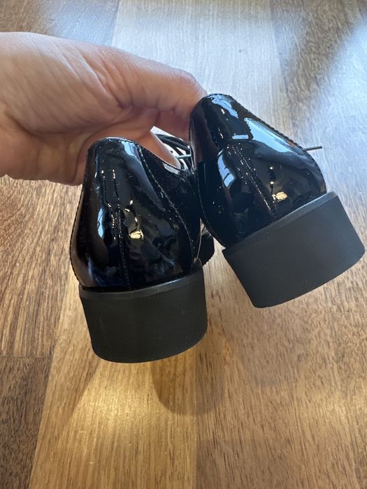 Półbuty HOGL, roz. 38, lakietowane, panterka