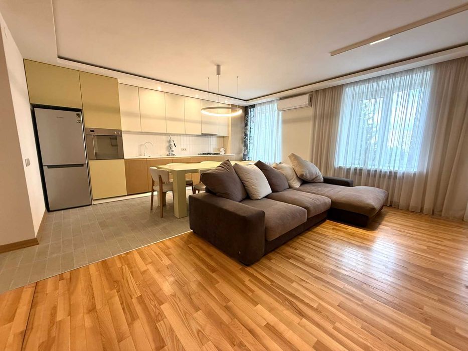 ‼️Центр‼️ 3 кімнатна квартира-студія, 87 м², топова локація