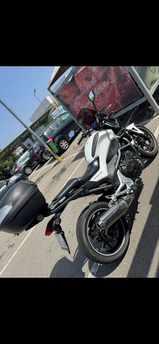 Vendo ou troco Nc 700 s