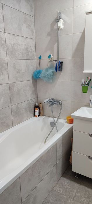 Продам однокімнатну квартиру в центрі Вишневого