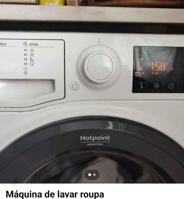 Máquina de lavar roupa Ariston