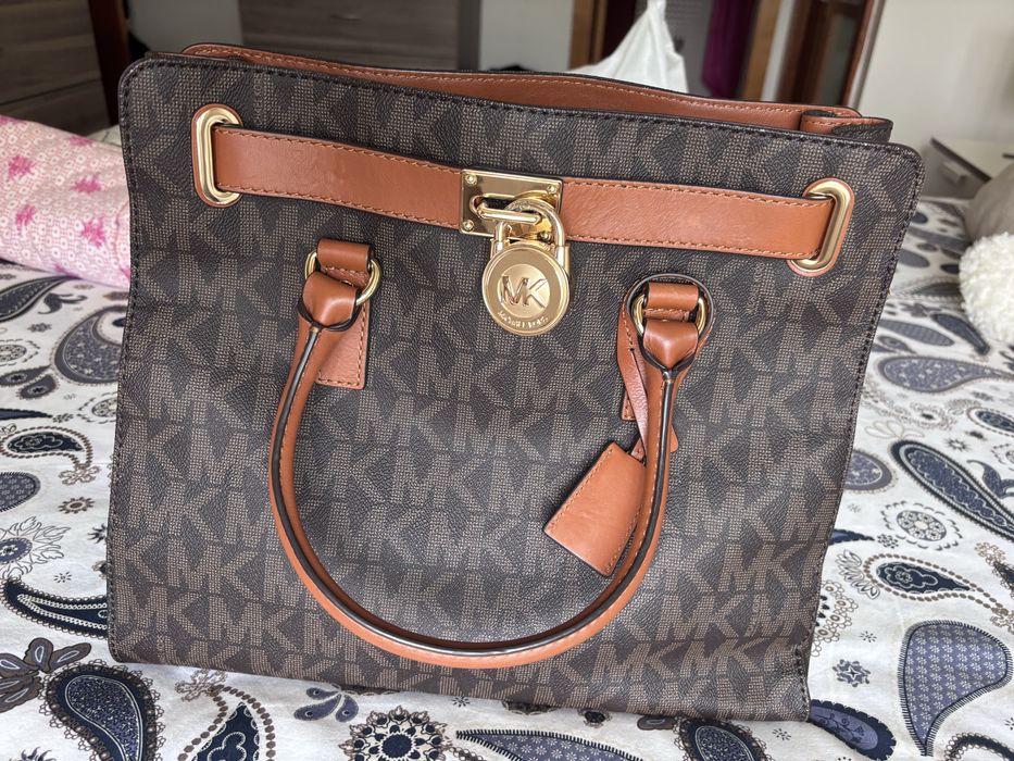 Mala Michael Kors