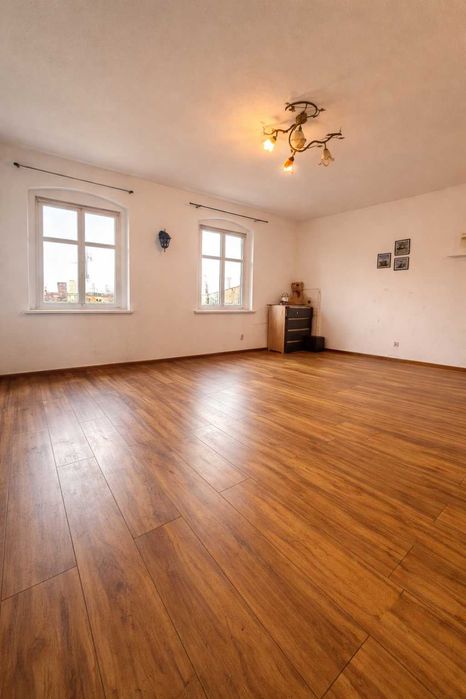 Jasne 47 m² w kamienicy  od zaraz  1300 zł