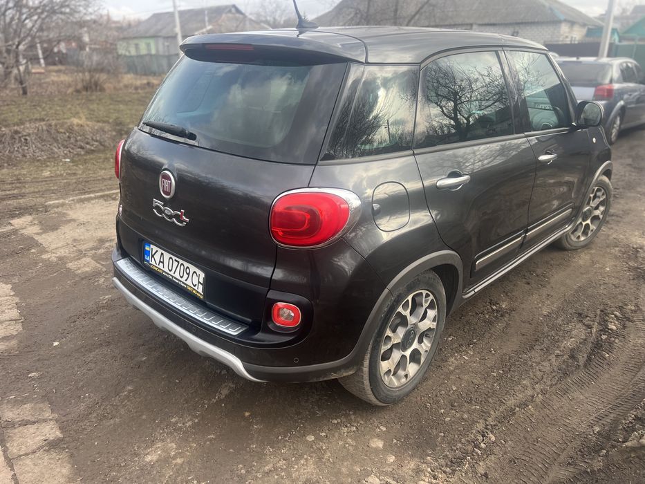 Фіат 500L гарний стан