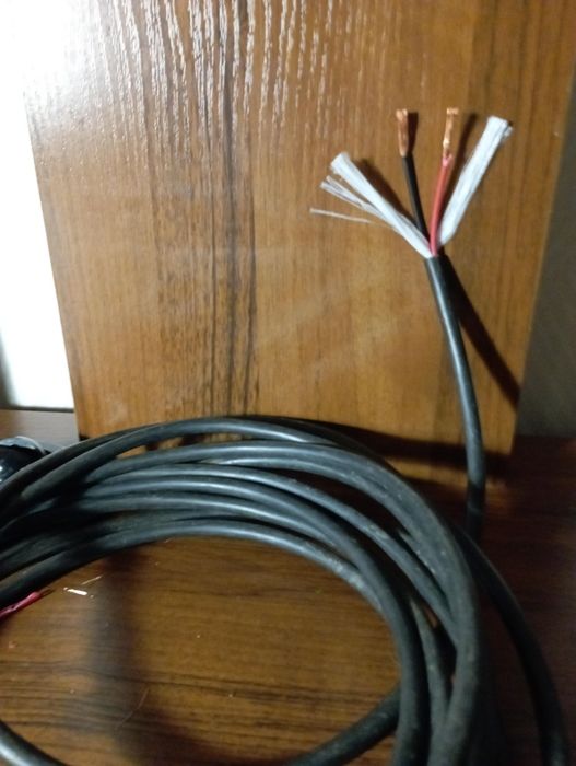 Акустичний кабель BELDEN 70046 1UTP 2 * 2,5мм