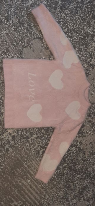 Светр на дівчинку