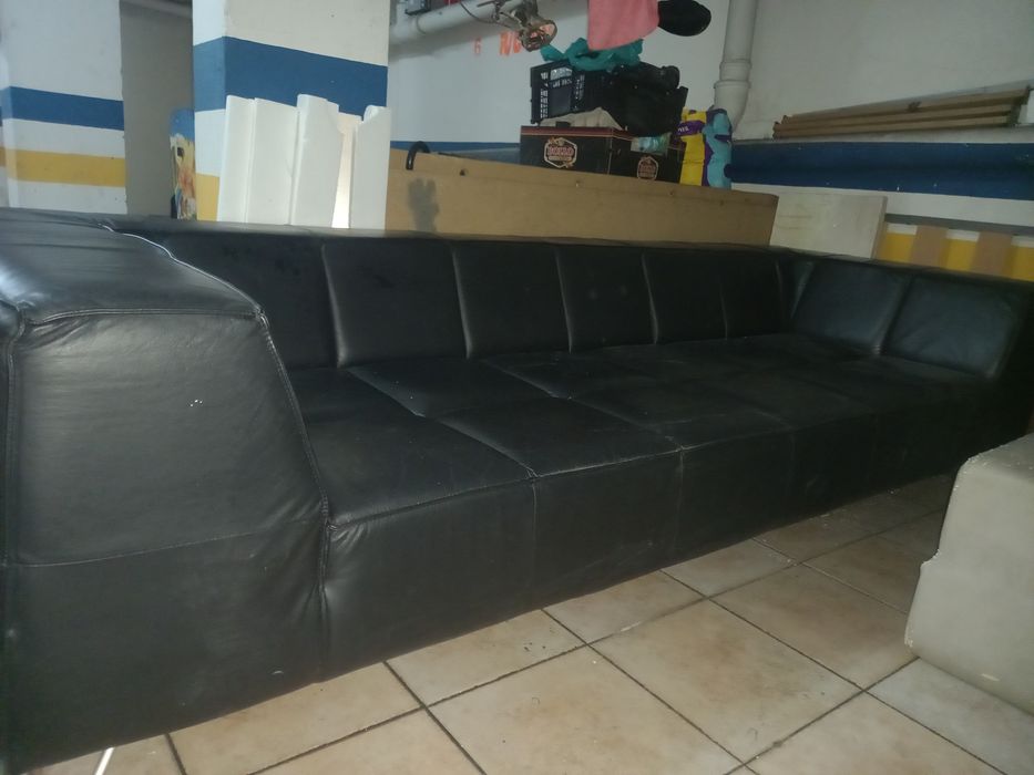 Sofá de luxo em pele BoConcept
