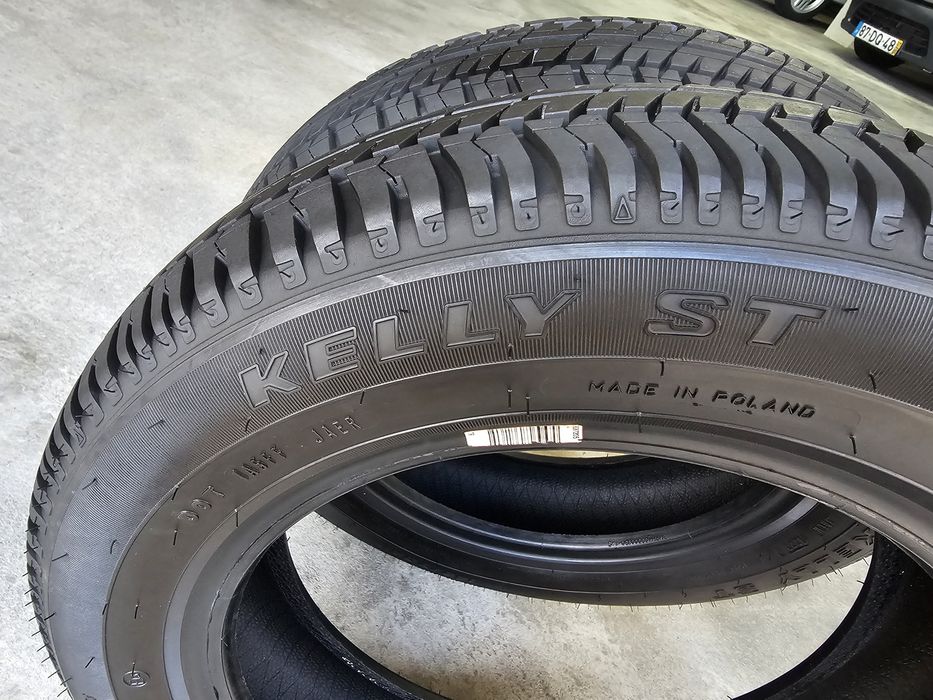 Dois  pneus novos 145/70 r13 71T Kelly