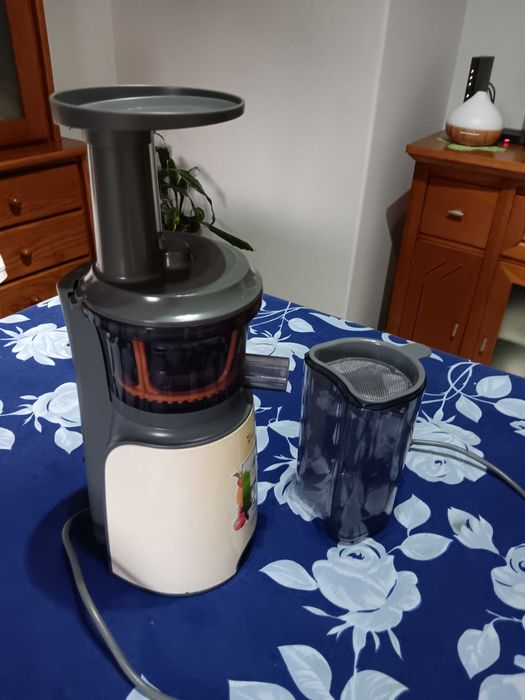 ESPREMEDOR elétrico de frutas e legumes, Faca elétrica Moulinex