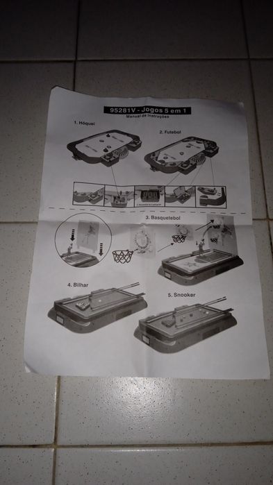 (Brinquedo) Mesa de jogos 5 em 1