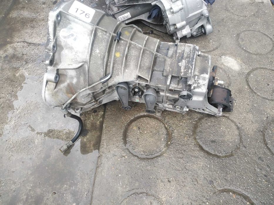 Caixa de Velocidades Mercedes C220 2.0 de 1994 com 5 Velocidades