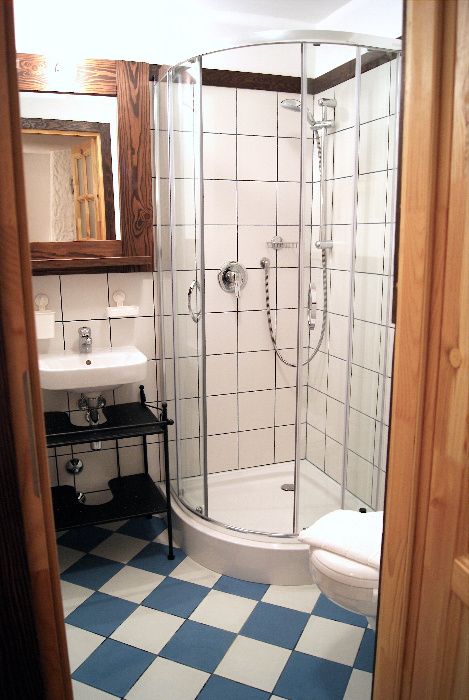 2os Studio z kominkiem łazienką kuchnią cieplutko WiFi na odludziu las