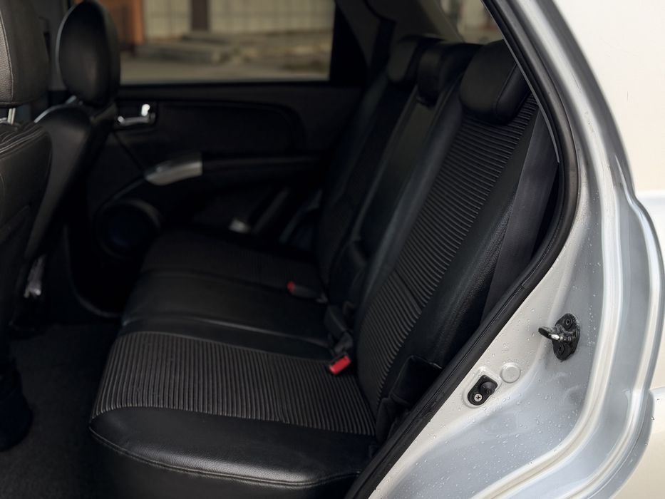 Продам Kia Sportage 4x4