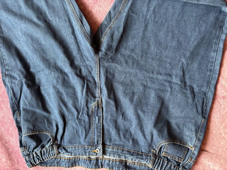 Jeansy w rozmiarze 48