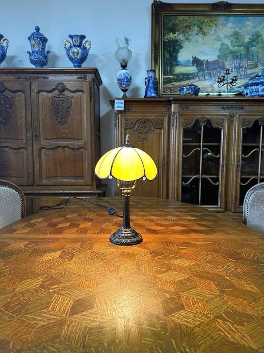 Настільна лампа в стиді Тіффані торшер б у  7804