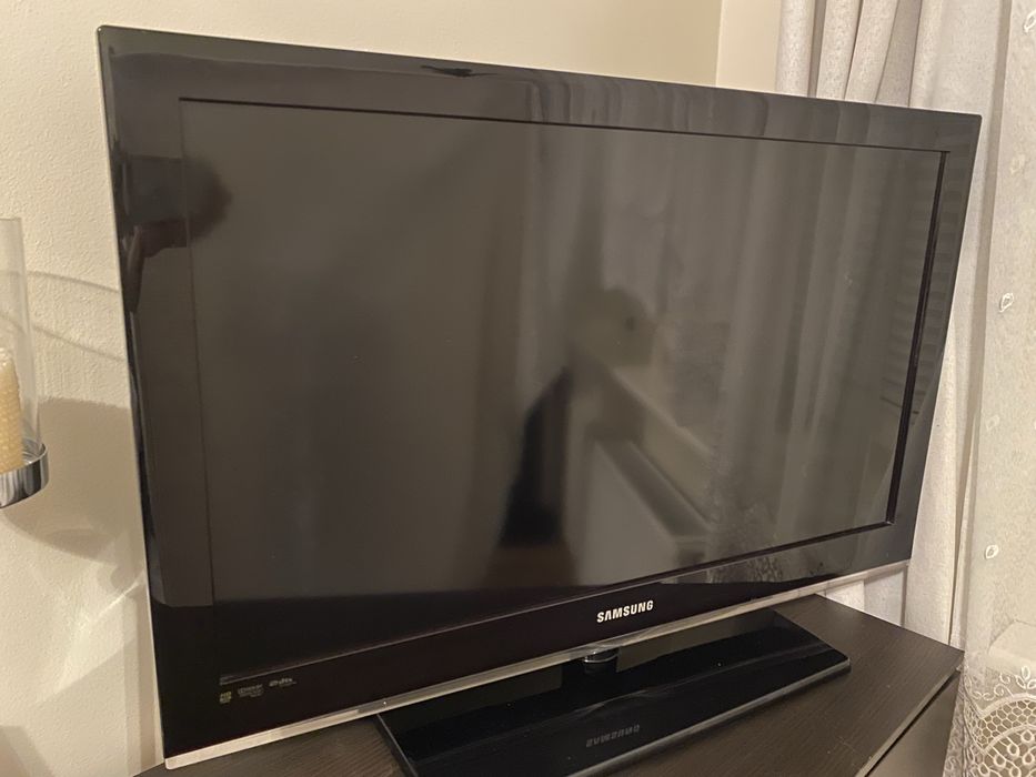 Telewizor SAMSUNG 32 cale