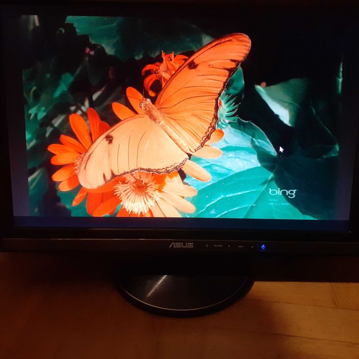 monitor 22" Asus MW221U