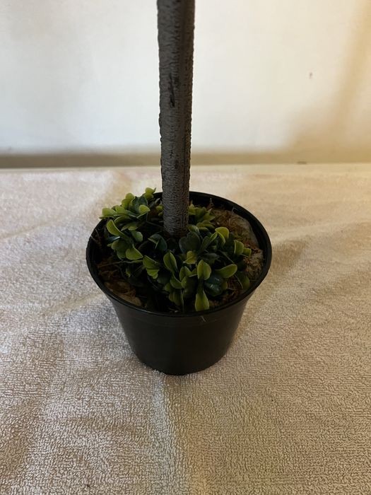 Vaso com arbusto artificak