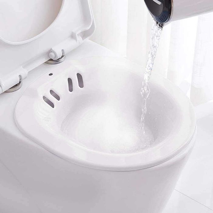 Kit Banho de Assento para Sanita 2.2L | Bidé Portátil para Hemorroidas, Gravidez e Idosos | Inserto Confortável sem Necessidade de Agachar