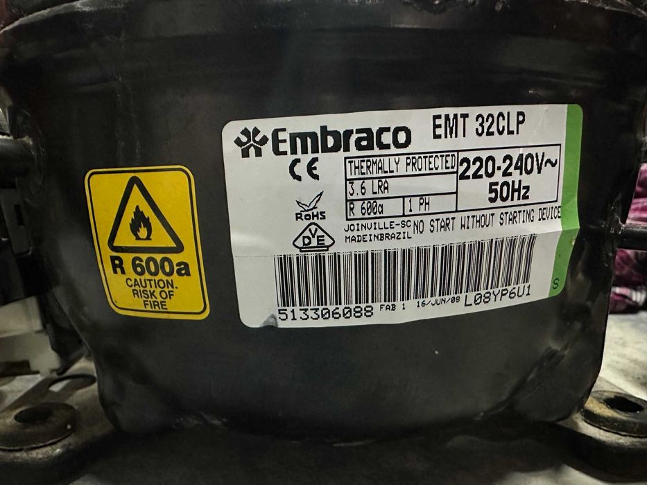 Комрессор Embraco