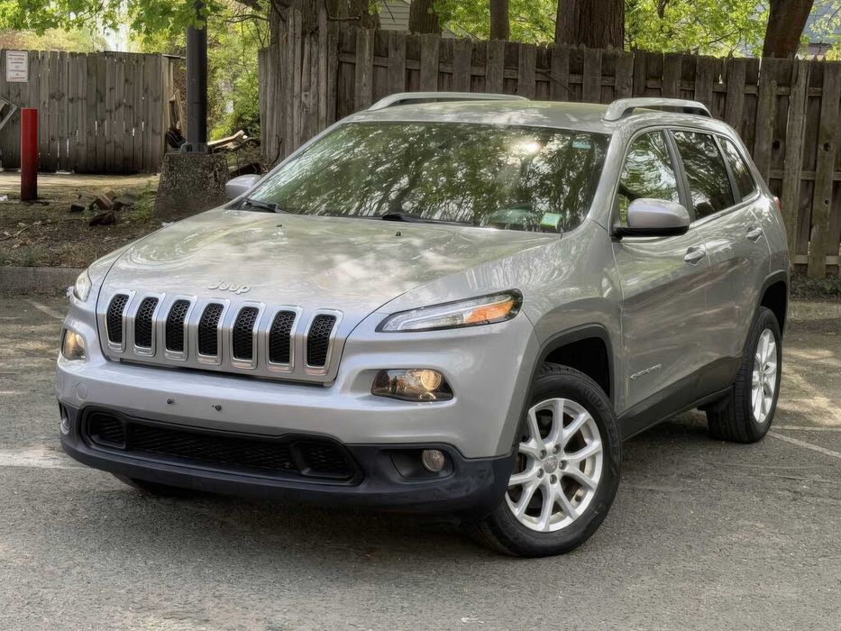 Jeep Cherokee      2015
