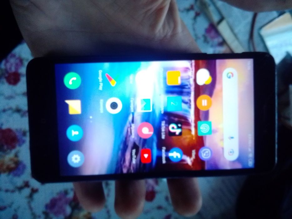 Xioami A4,полностью рабочий,есть все что нужно.