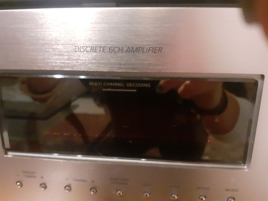 Sistema Home cinema Sony e amplificador com 4 colunas