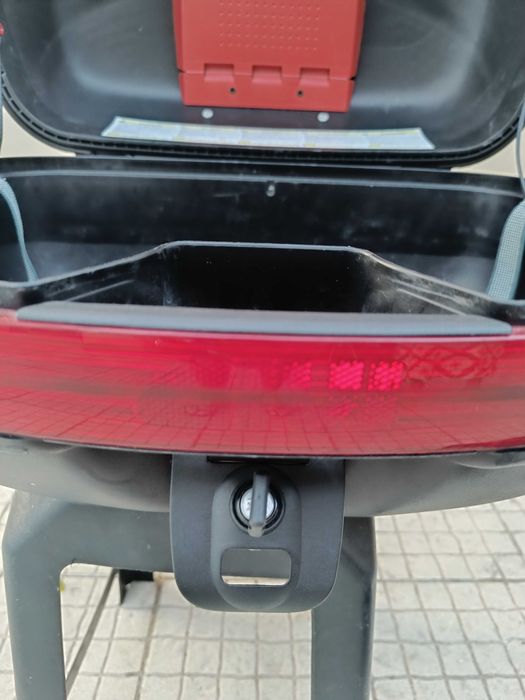 Mala Givi para mota + suporte Givi