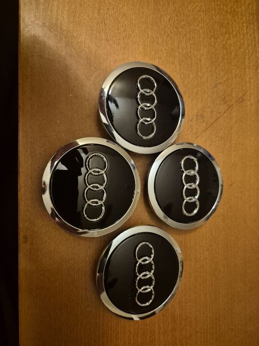 dekielki kołpaki w alu felgi do audi czarny połysk  średnica 70/57mm