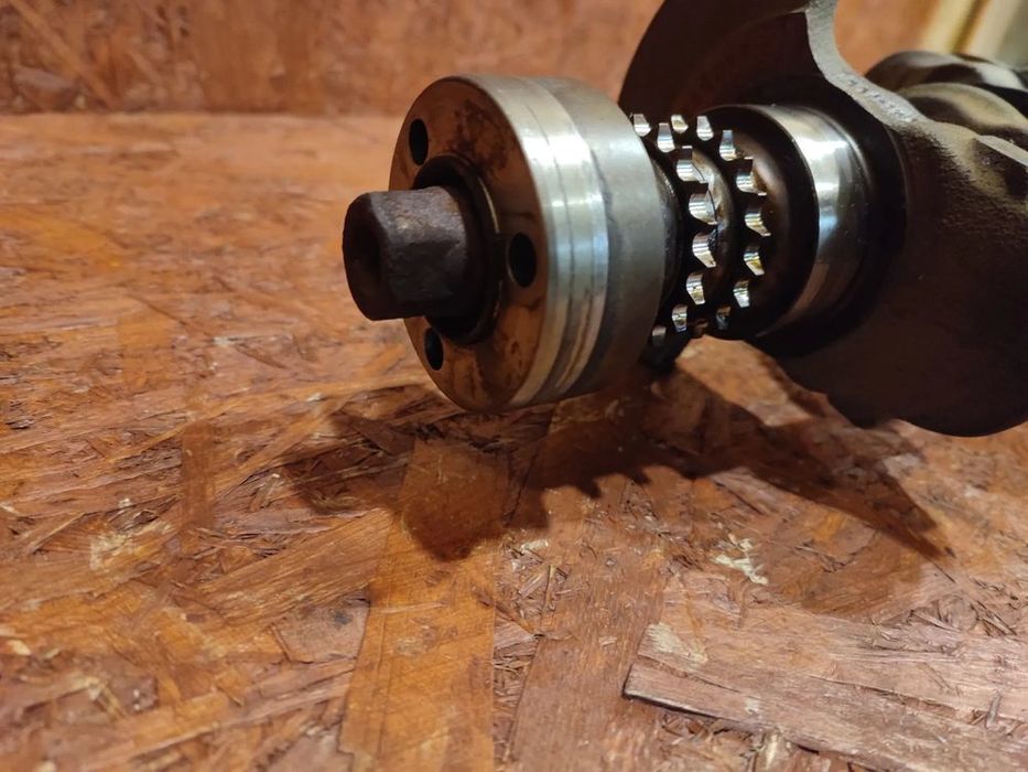 bmw e60lci / e61lci / e81 / e82 / e83 / e84 / e90 oryginalny wał korb