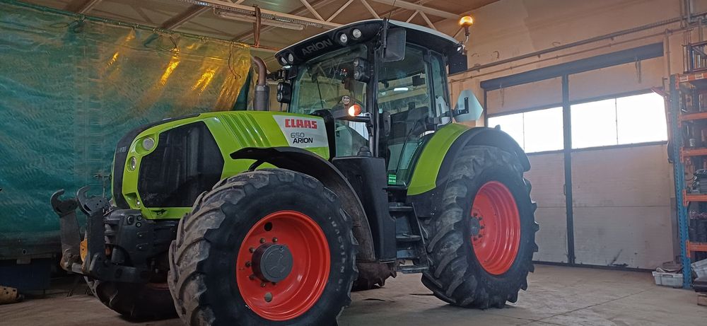 Claas Arion 650 Cebis Hexashift TUZ WOM
