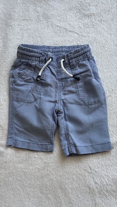 Lniano-bawelniane szorty chłopięce r. 74-80 (wypadają na większe!)