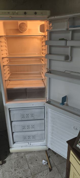 Frigorífico em bom estado