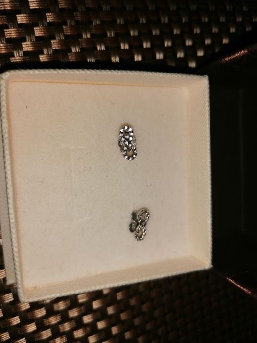 Kolczyki nieskończoność