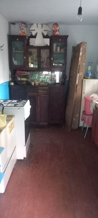 Продам Дом р-н 28школы 3к,гараж,хоз.постр,погреб, 5с.земли.