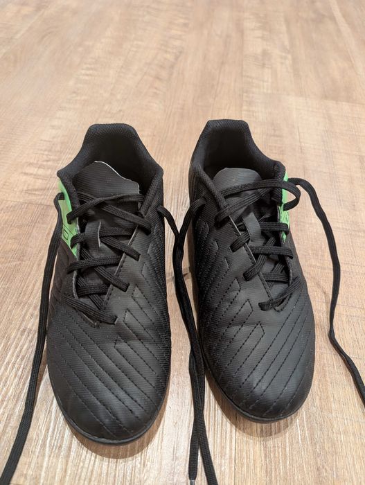 Korki dziecięce Kipsta 100 rozmiar 37 sznurówki