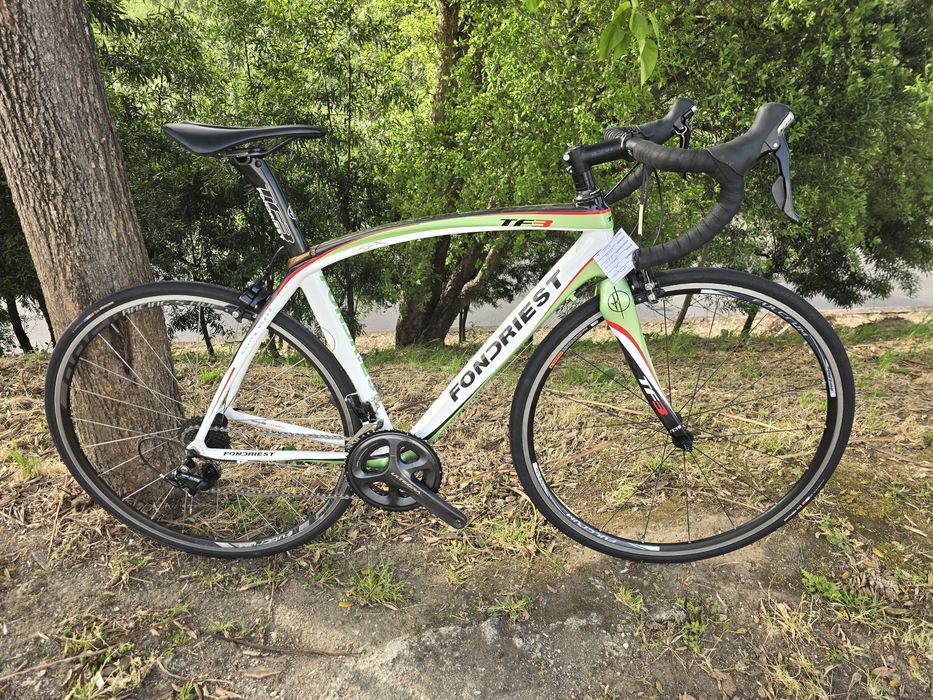 Bicicleta de carbono fondriest 11x2v